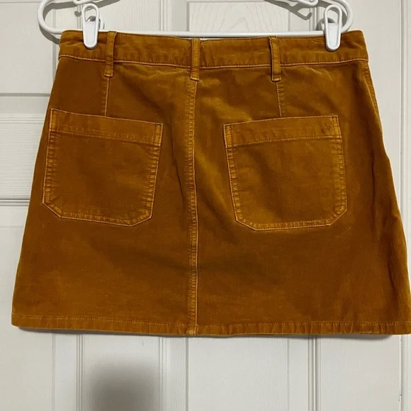 American Eagle corduroy skirt - Picture 2 of 4